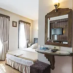 Naz Wooden House 3* Istanbul