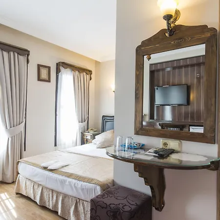 Naz Wooden House Istanbul