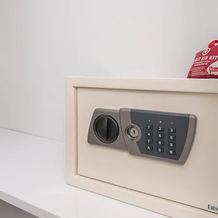 Naz Wooden House בית הארחה 3*