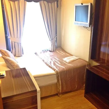 בית הארחה Naz Wooden House איסטמבול