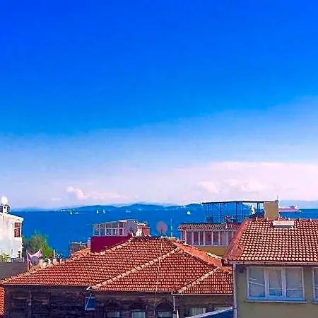 Naz Wooden House 3*