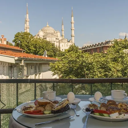 Naz Wooden House Istanbul