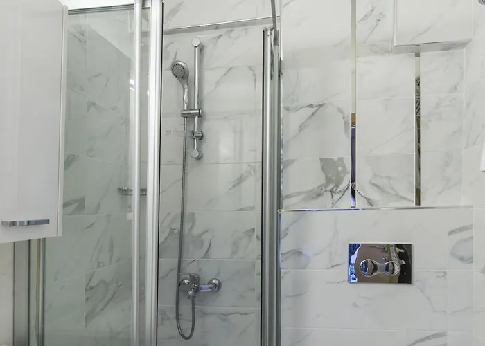 Πανσιόν Naz Wooden House