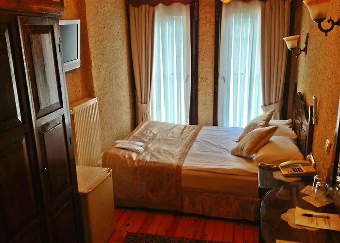 Πανσιόν Naz Wooden House 3*