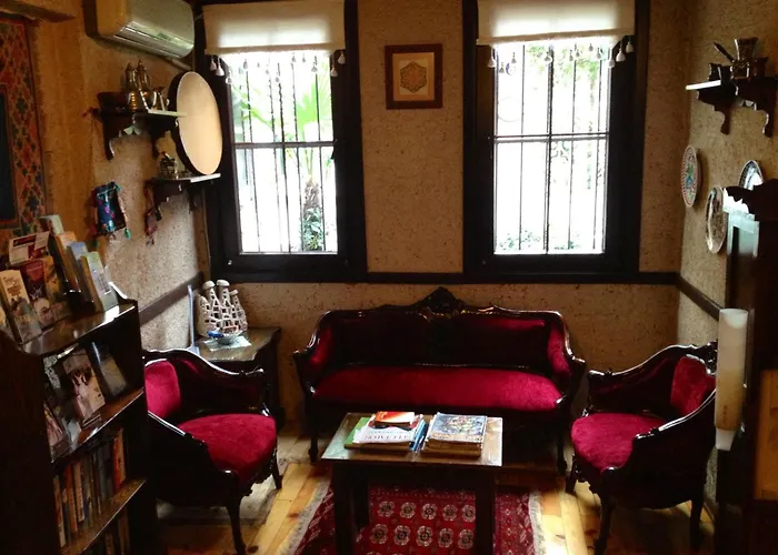 Πανσιόν Naz Wooden House