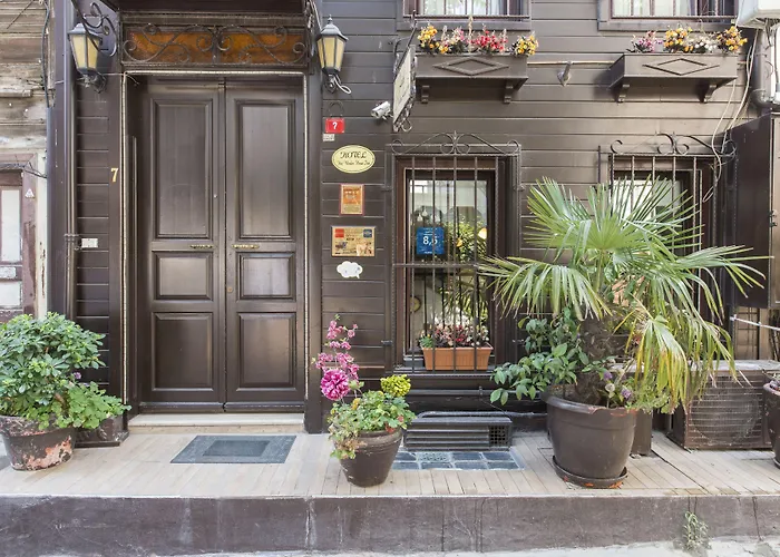 Naz Wooden House 3* Κωνσταντινούπολη