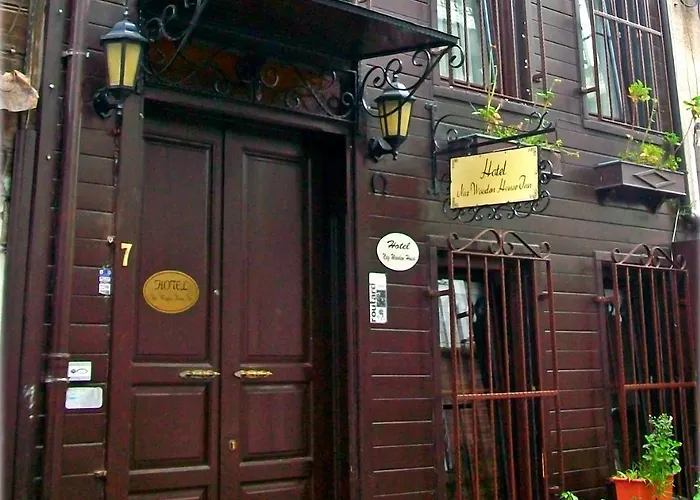 Naz Wooden House Πανσιόν 3*