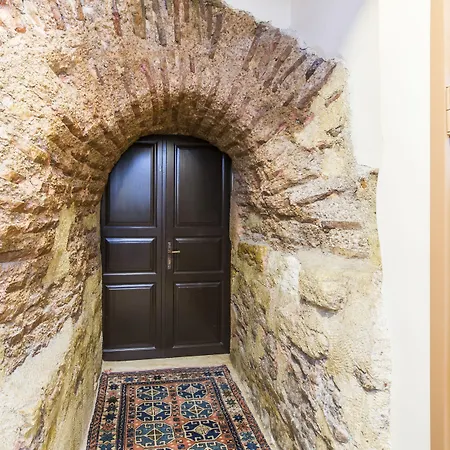 Naz Wooden House 3*
