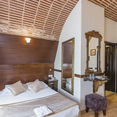 Naz Wooden House Affittacamere