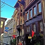 Vendégház Naz Wooden House 3*