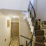 Naz Wooden House 3* Isztambul