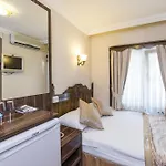 Naz Wooden House 3* Isztambul