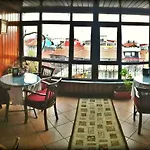 Naz Wooden House 3* Isztambul